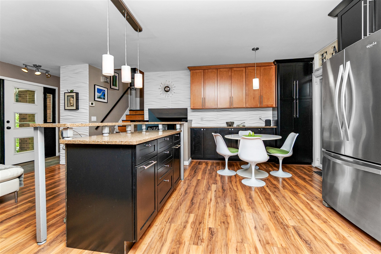 property viewer photo 27