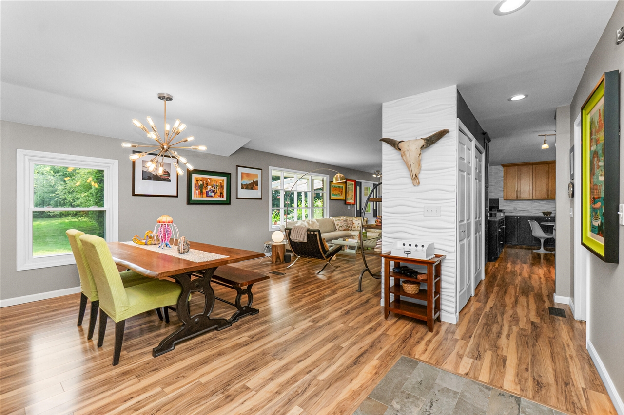 property viewer photo 30