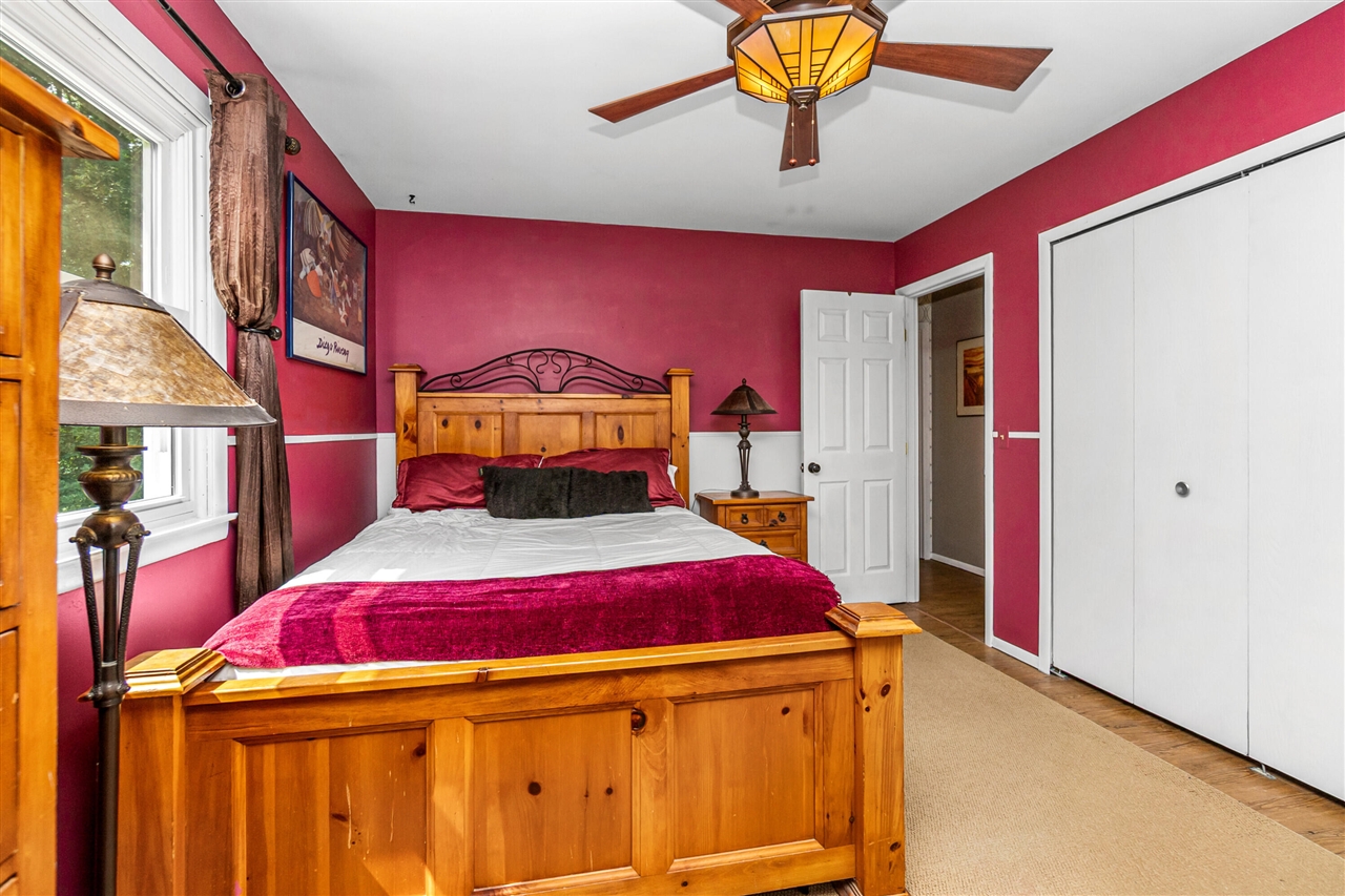 property viewer photo 64