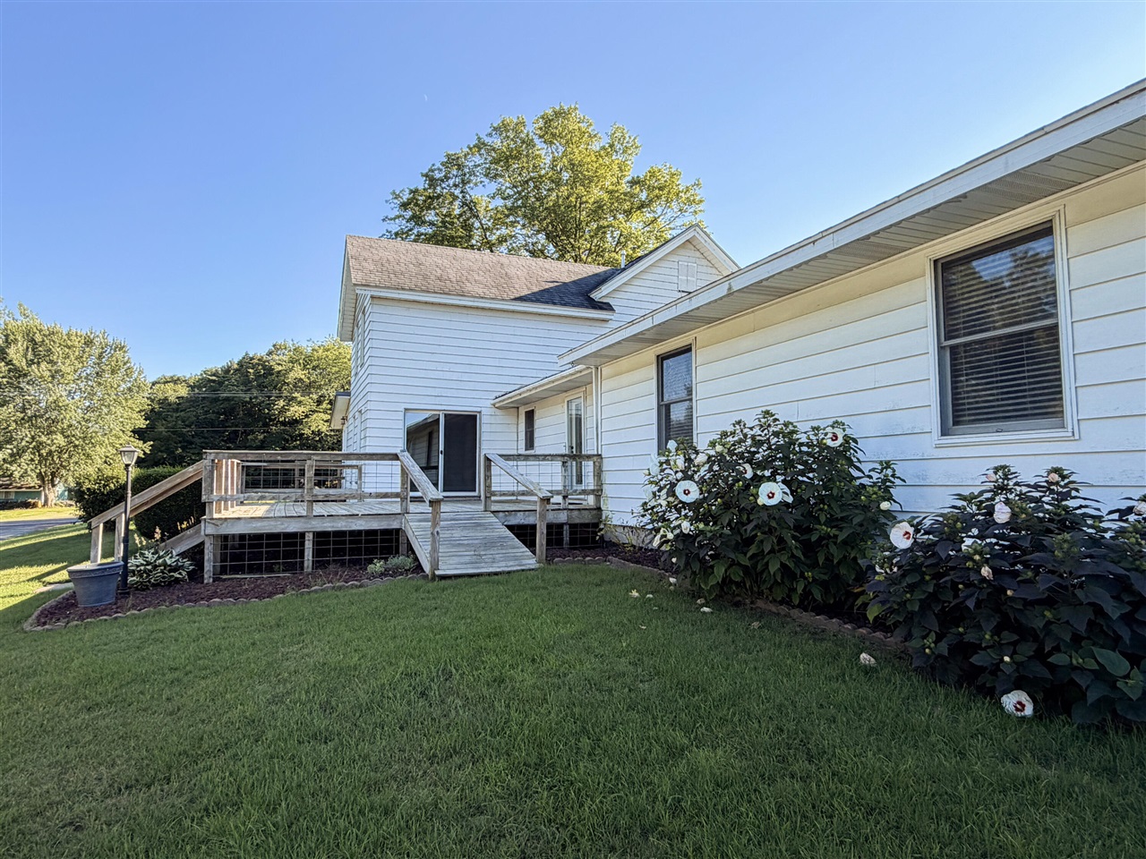 main property photo 47