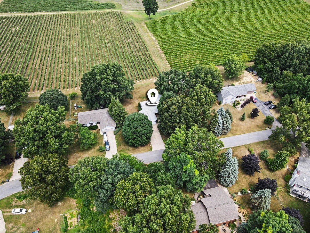 main property photo 33