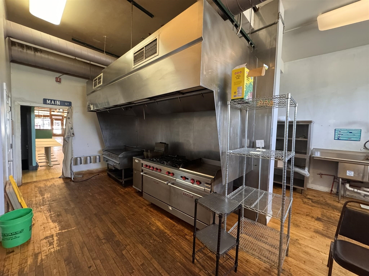 main property photo 9
