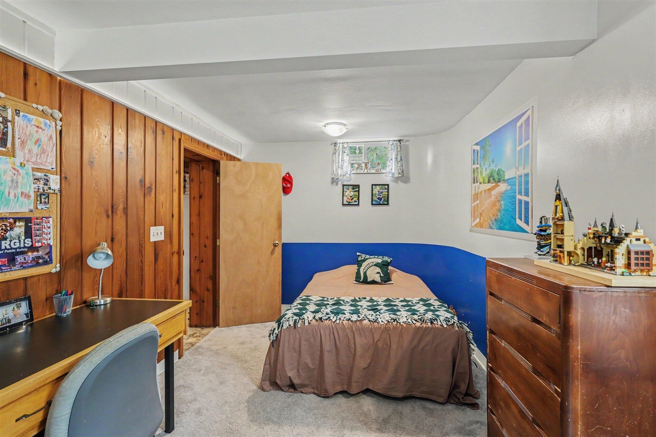 property viewer photo 13