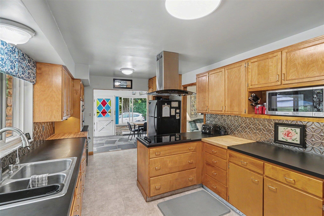 property viewer photo 6