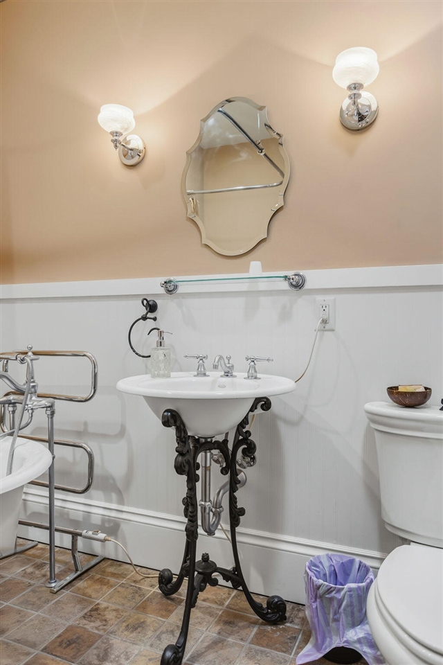 main property photo 67