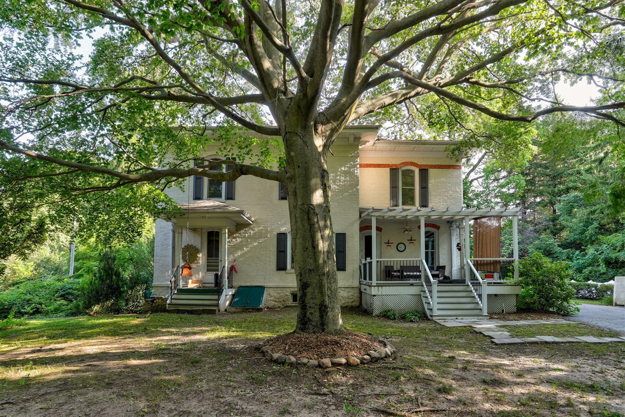 main property photo 72