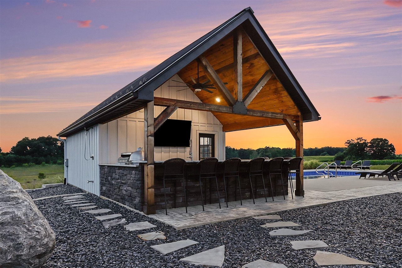 main property photo 54