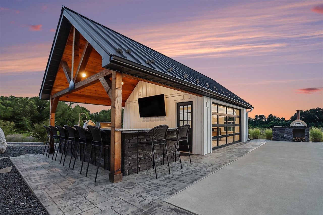 main property photo 56