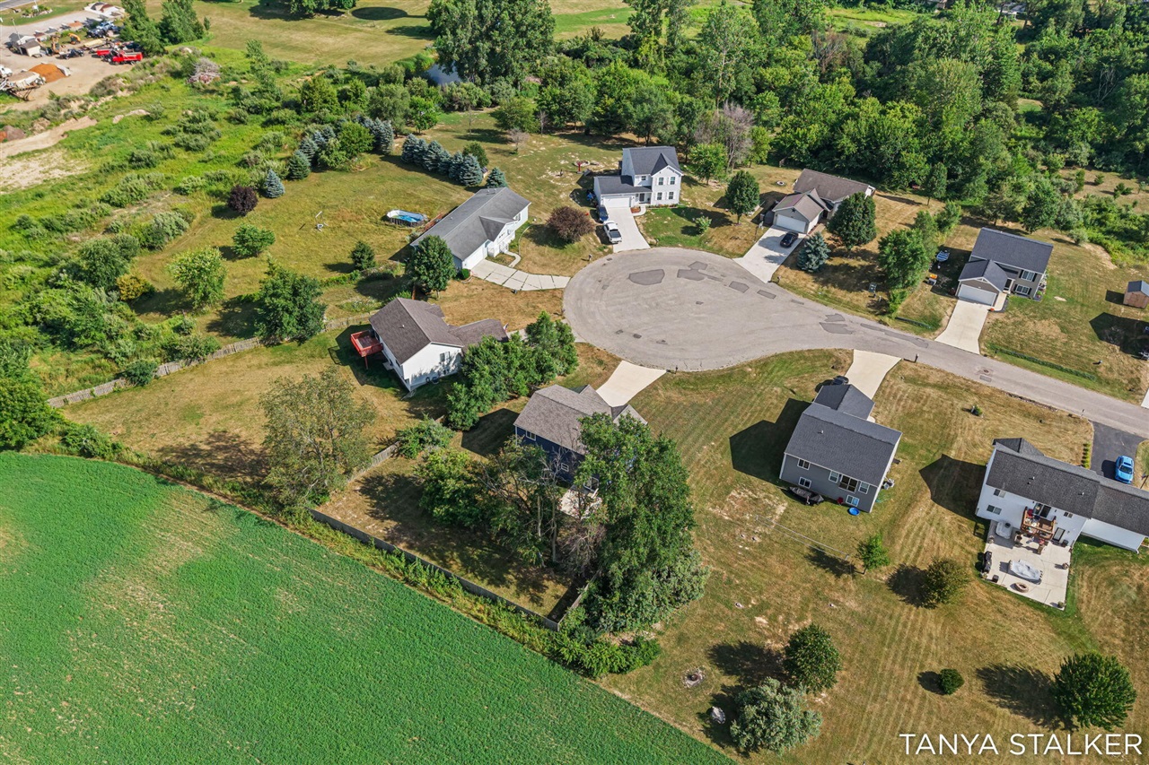 main property photo 48