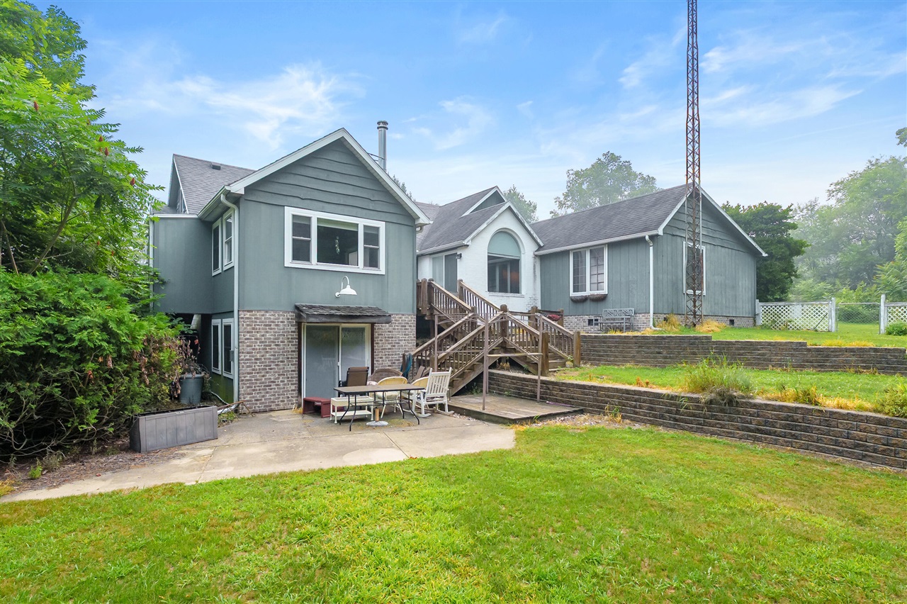 main property photo 35