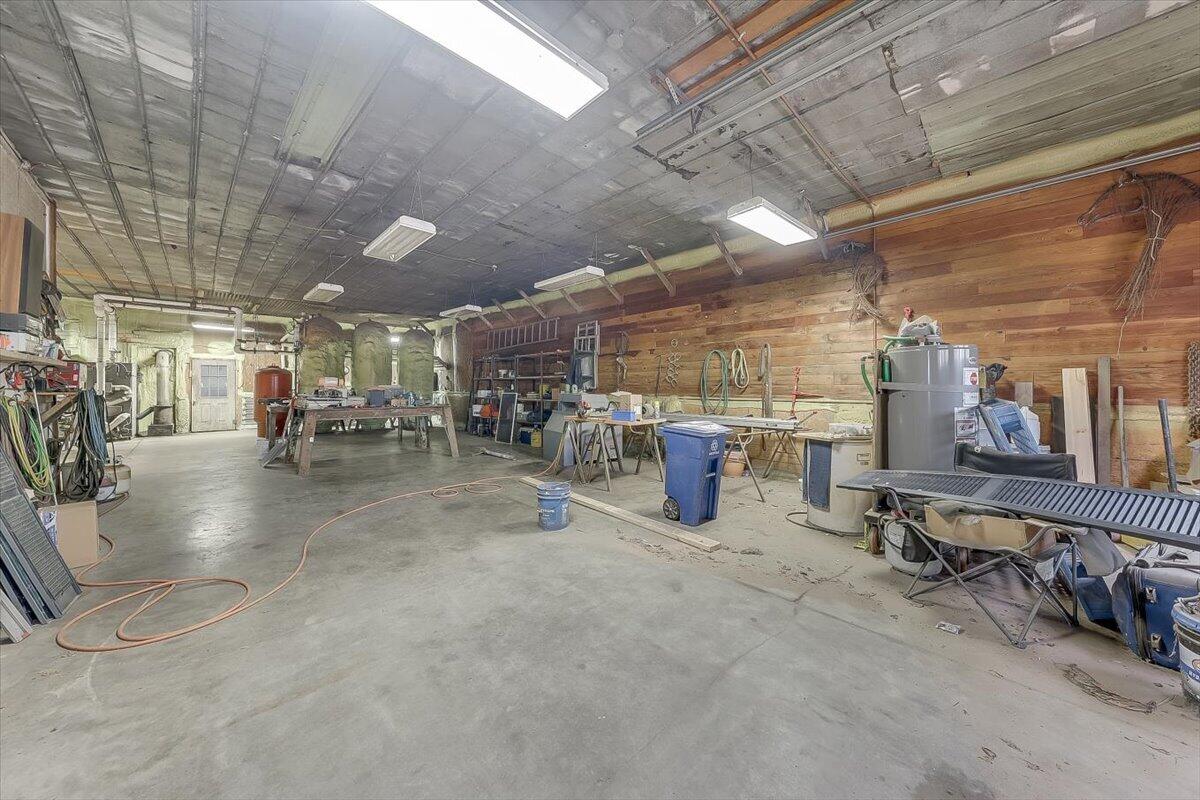 main property photo 74