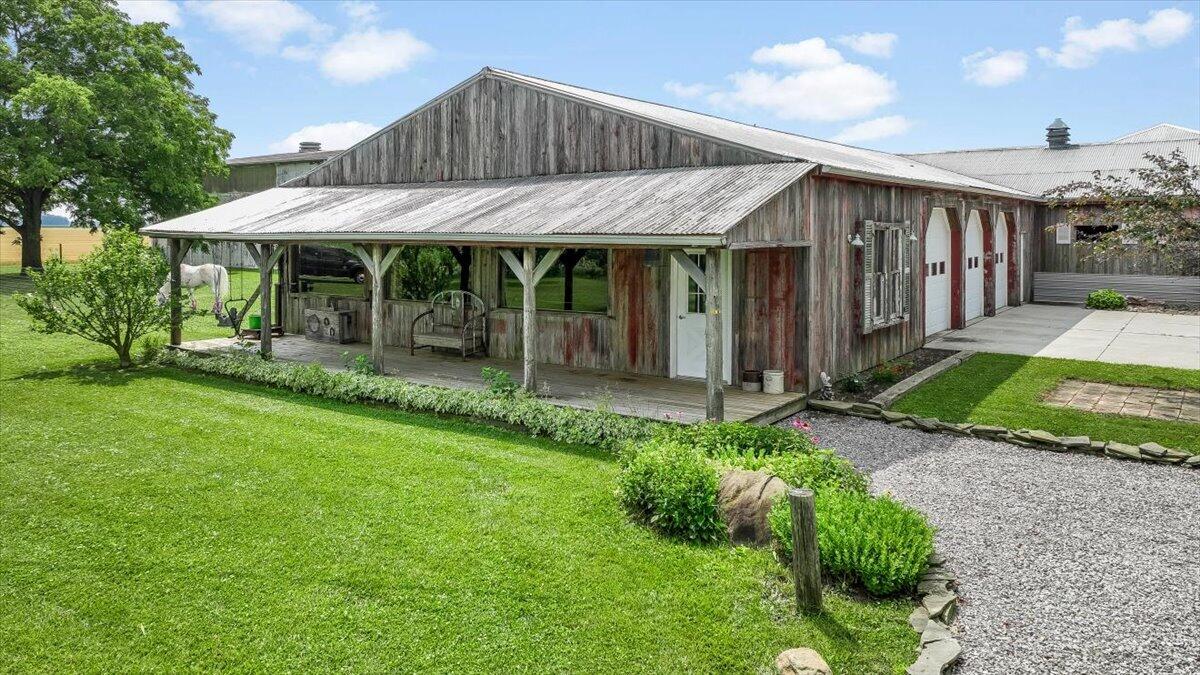 main property photo 79