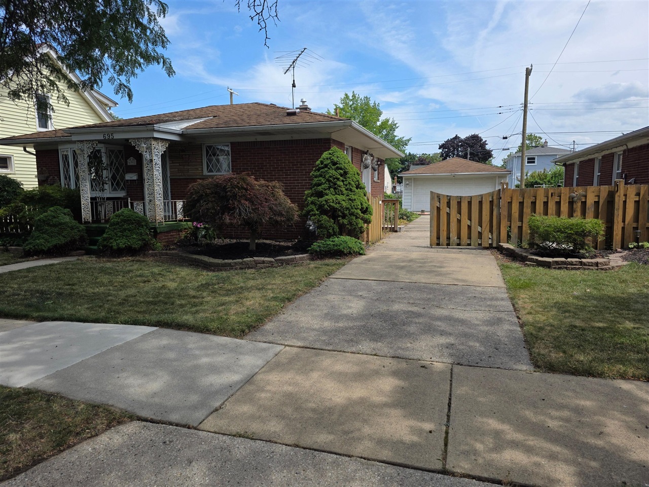property viewer photo 2