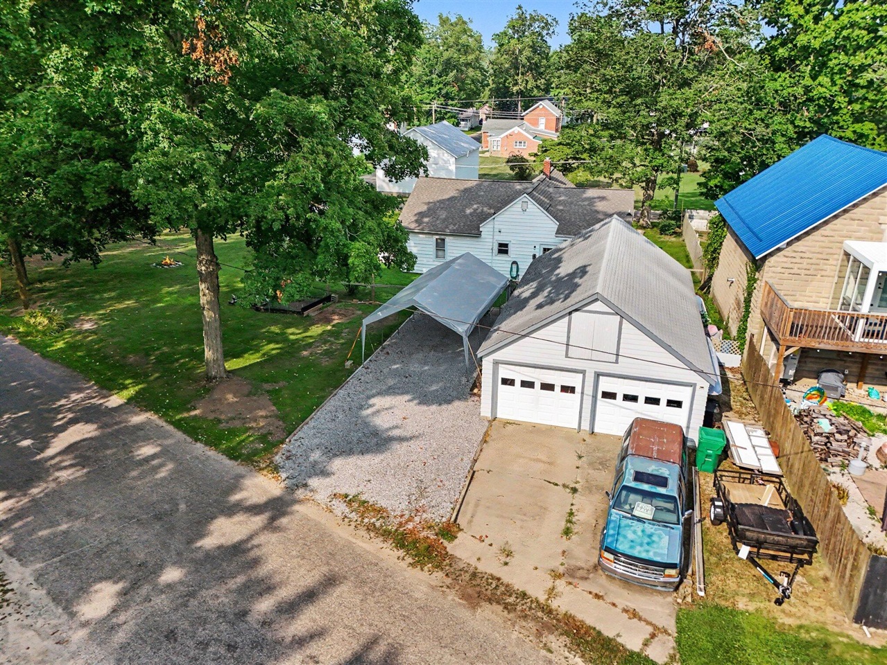 main property photo 25