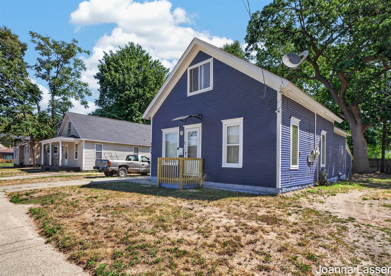 main property photo 3