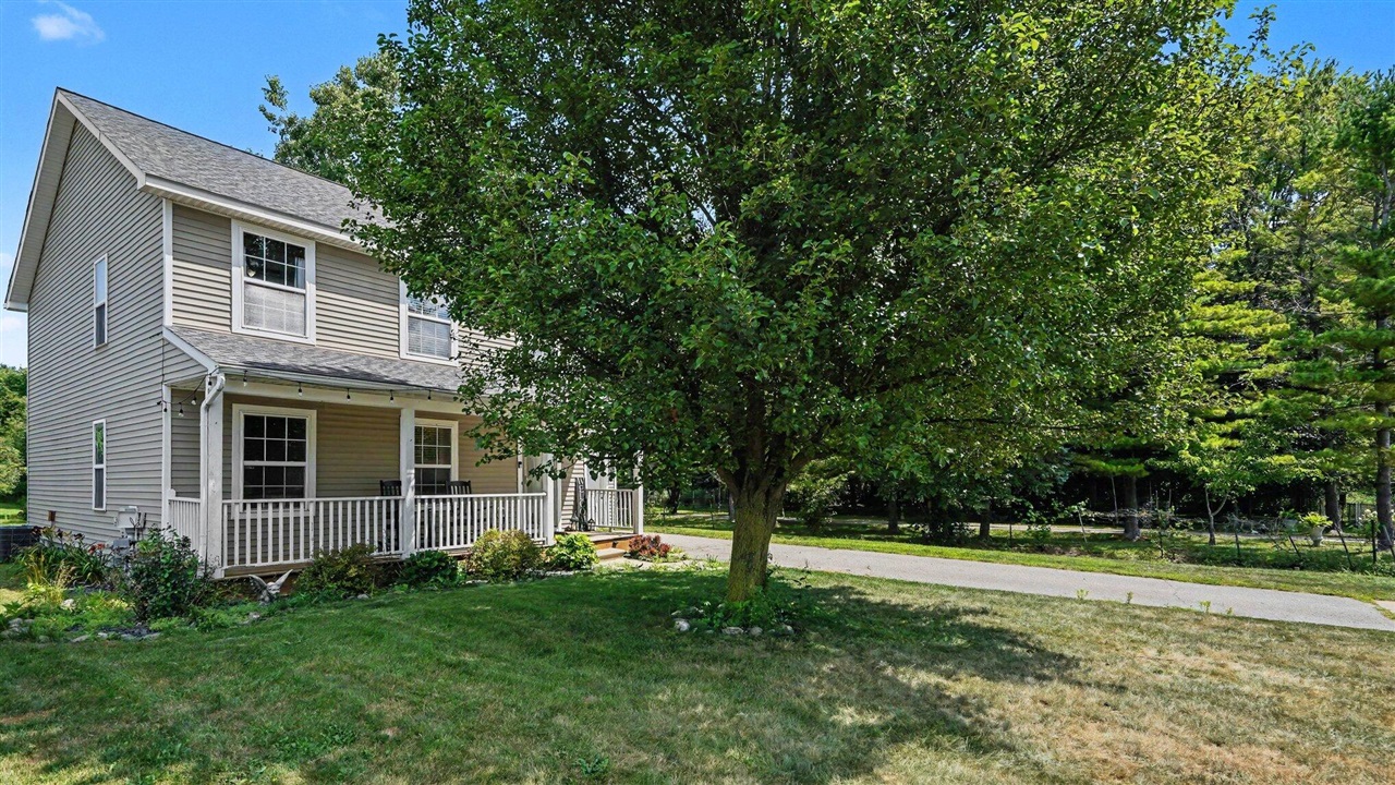 main property photo 2