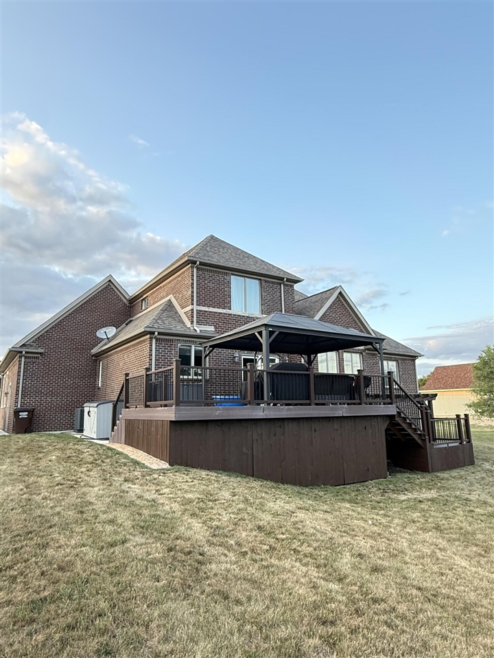 main property photo 4