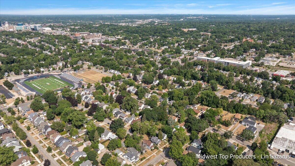 property viewer photo 15