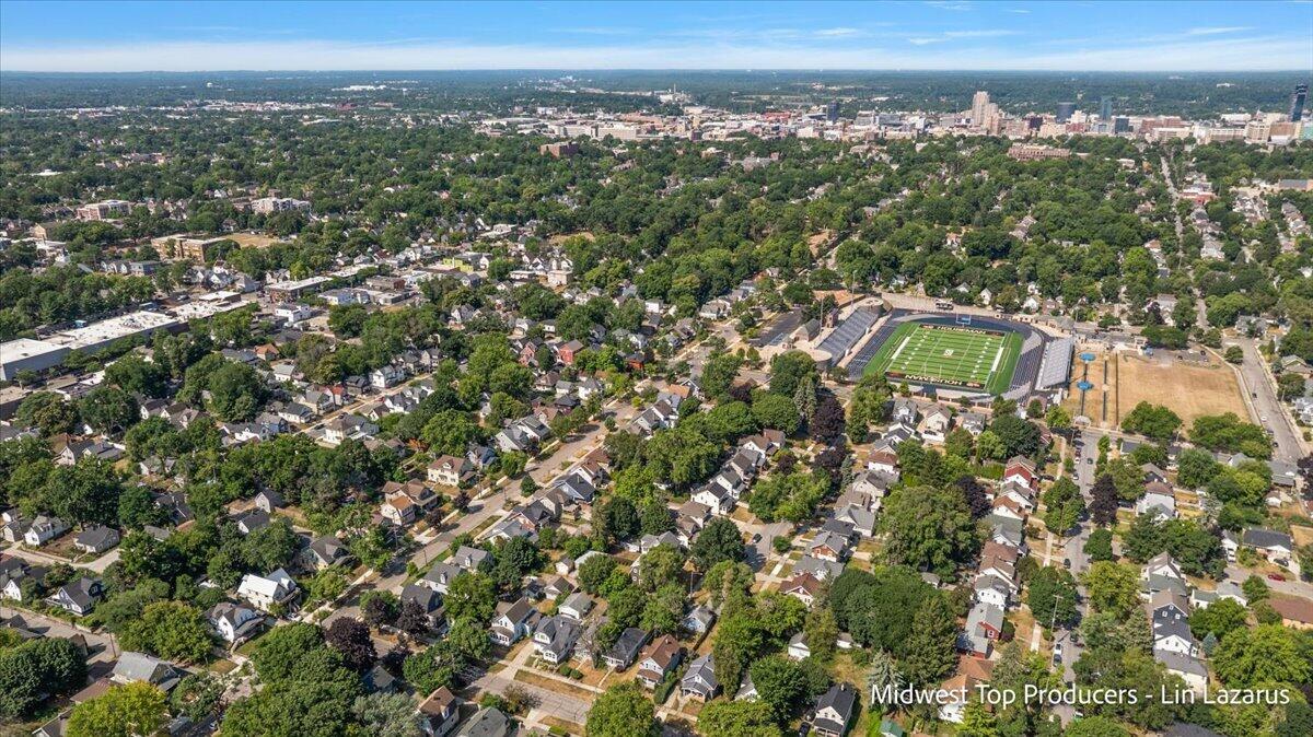 property viewer photo 17