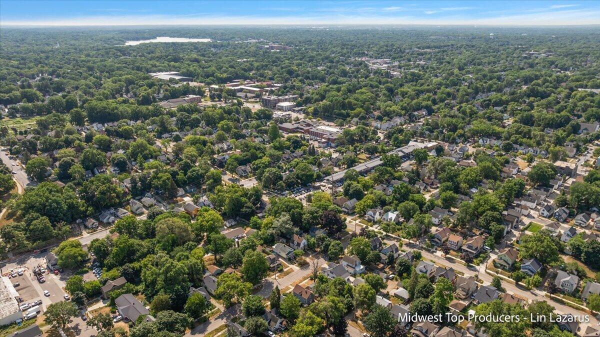 property viewer photo 18