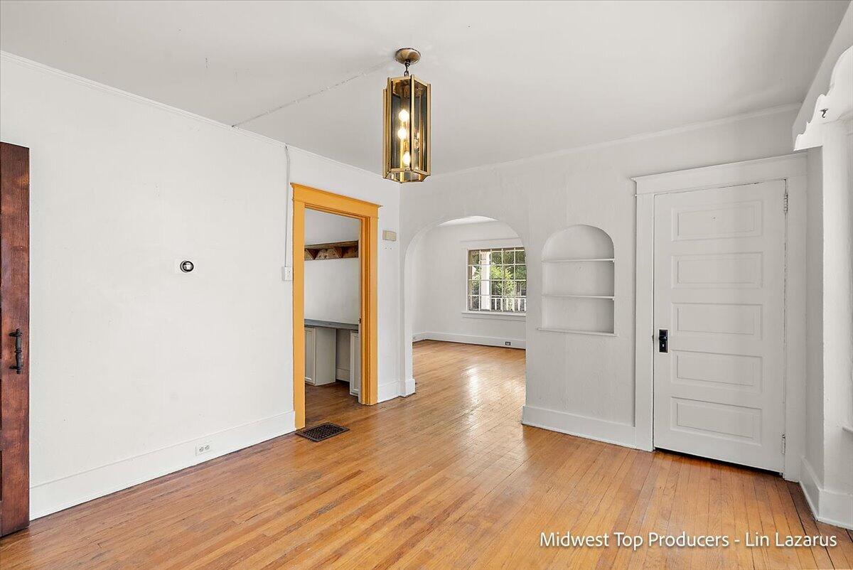 property viewer photo 29