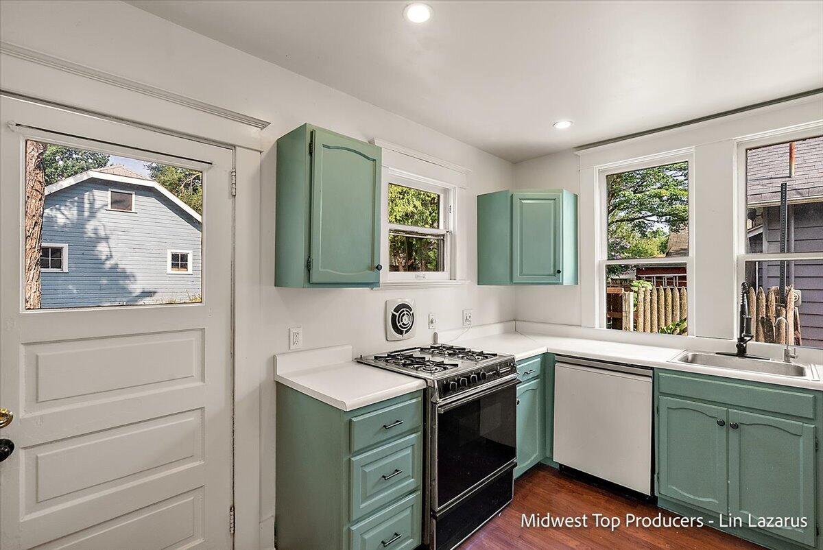 property viewer photo 31