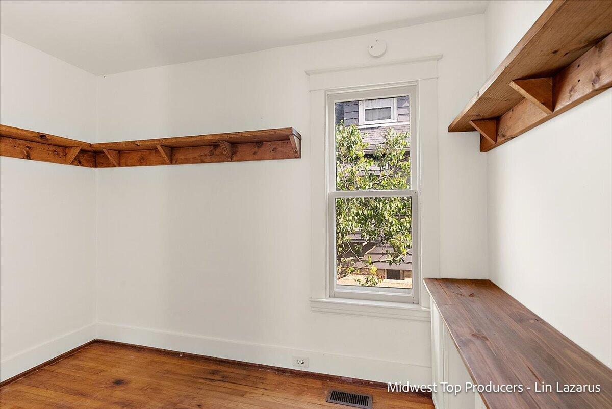 property viewer photo 37