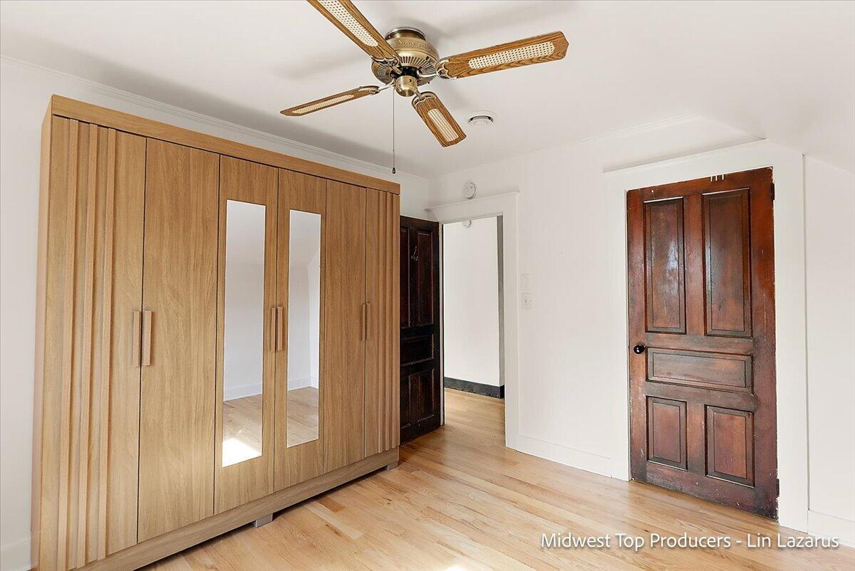 property viewer photo 42