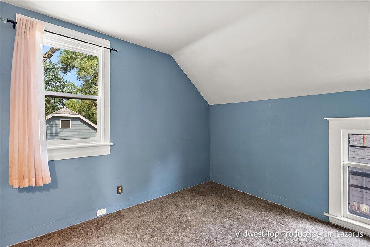 property viewer photo 49