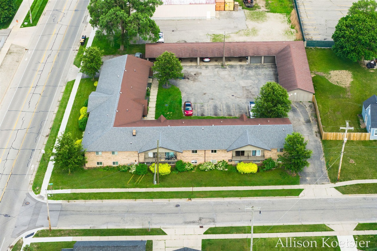 main property photo 34