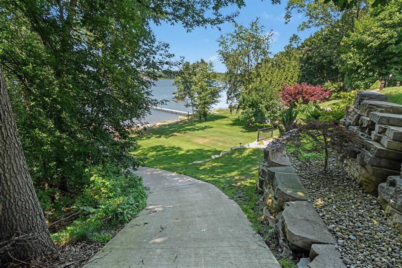 main property photo 68