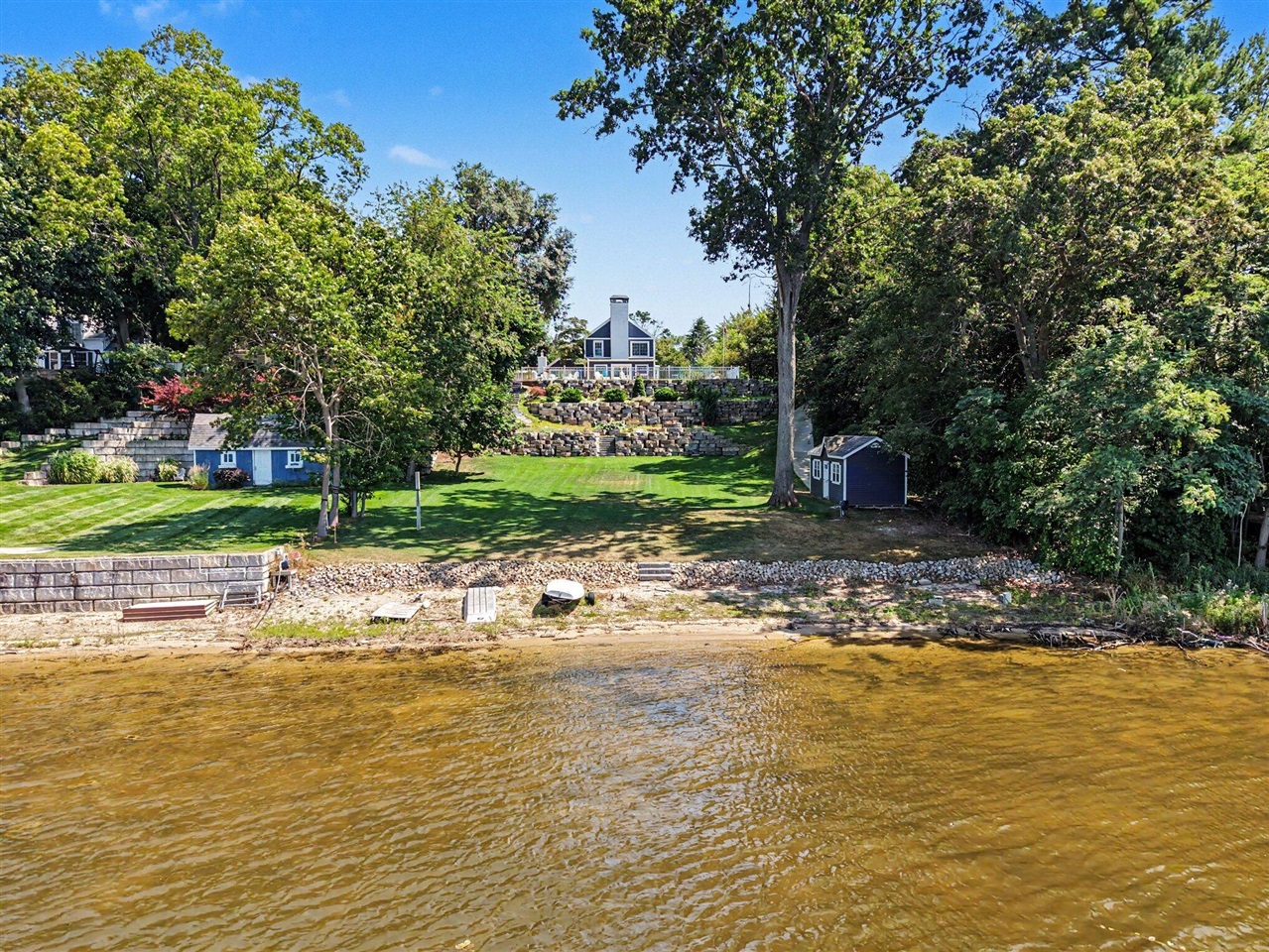 main property photo 79