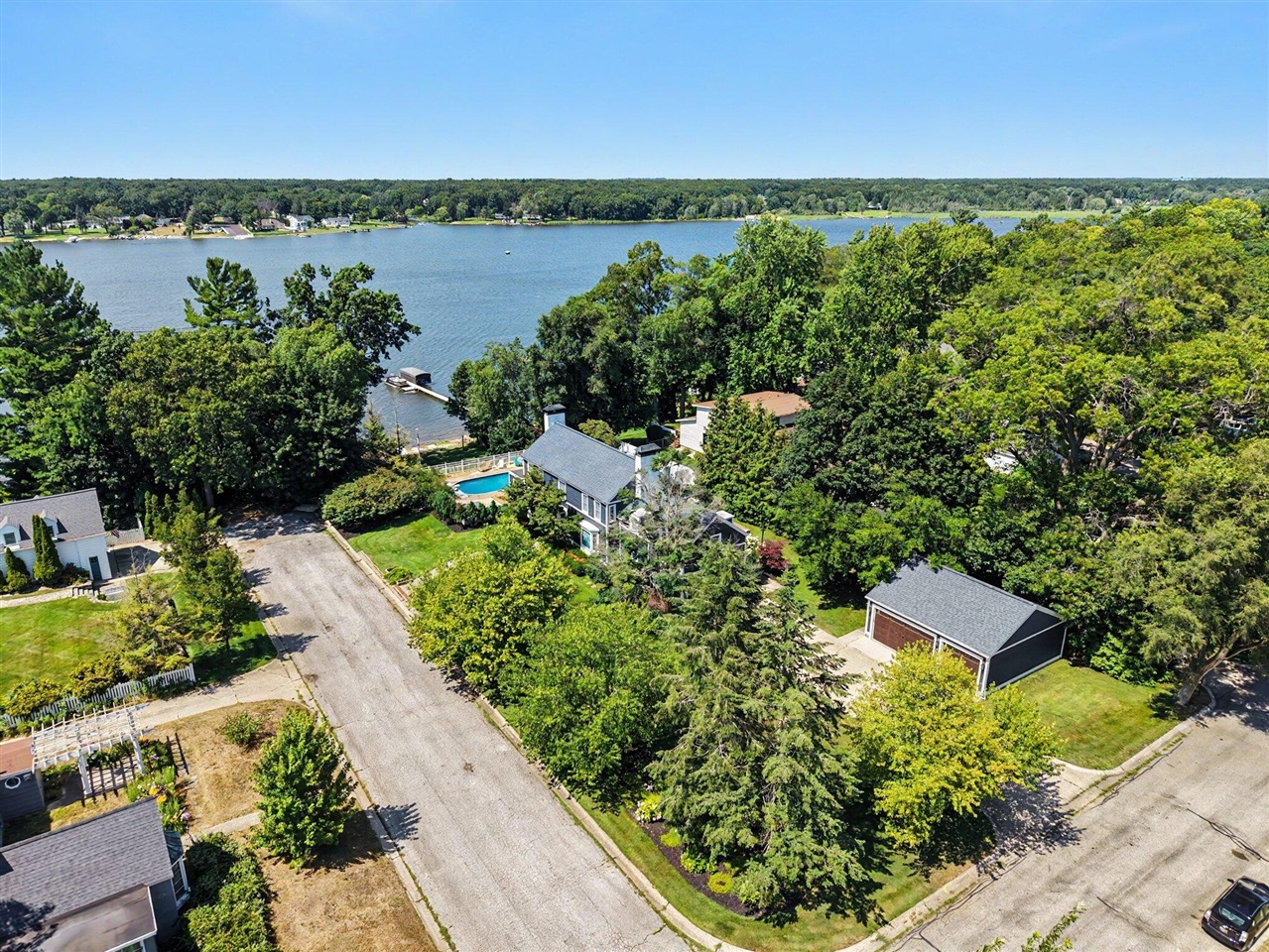 main property photo 82