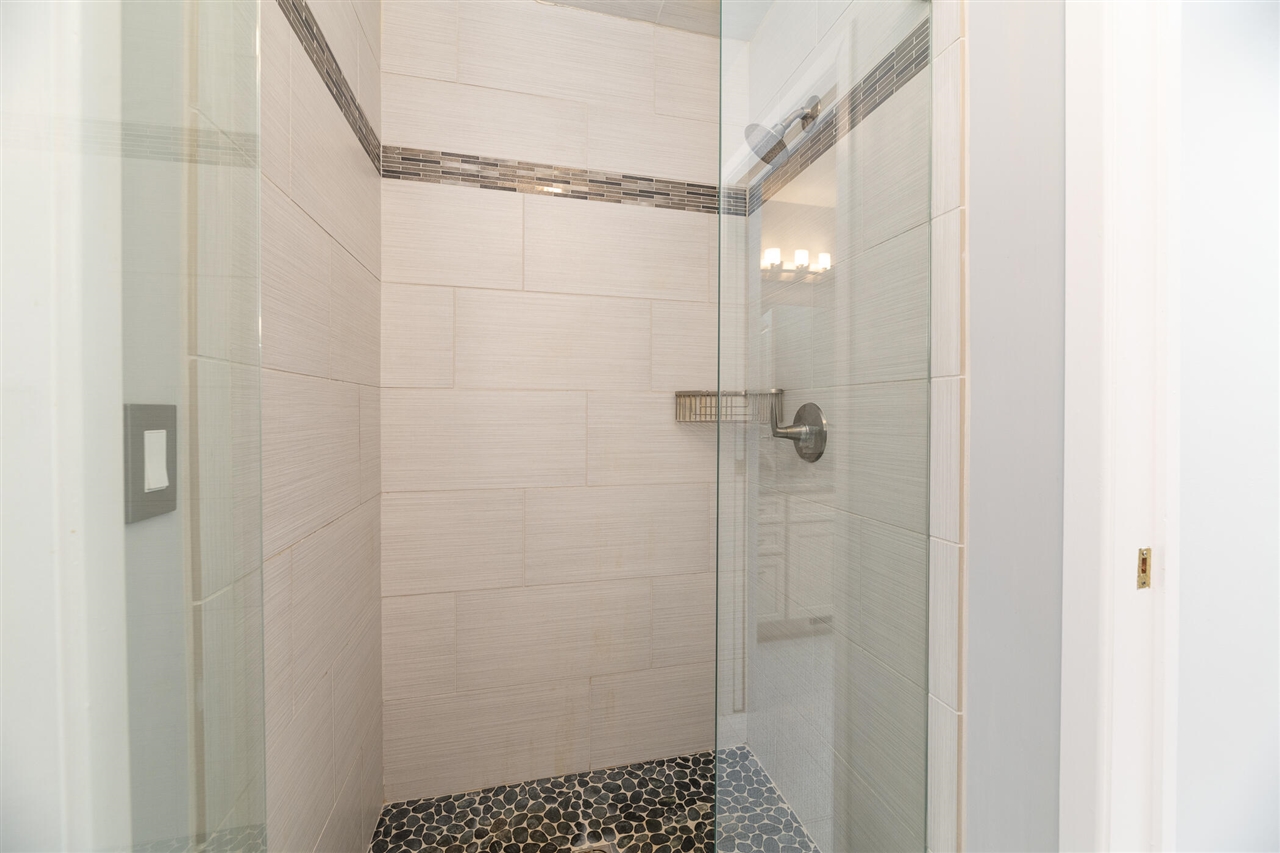 main property photo 63