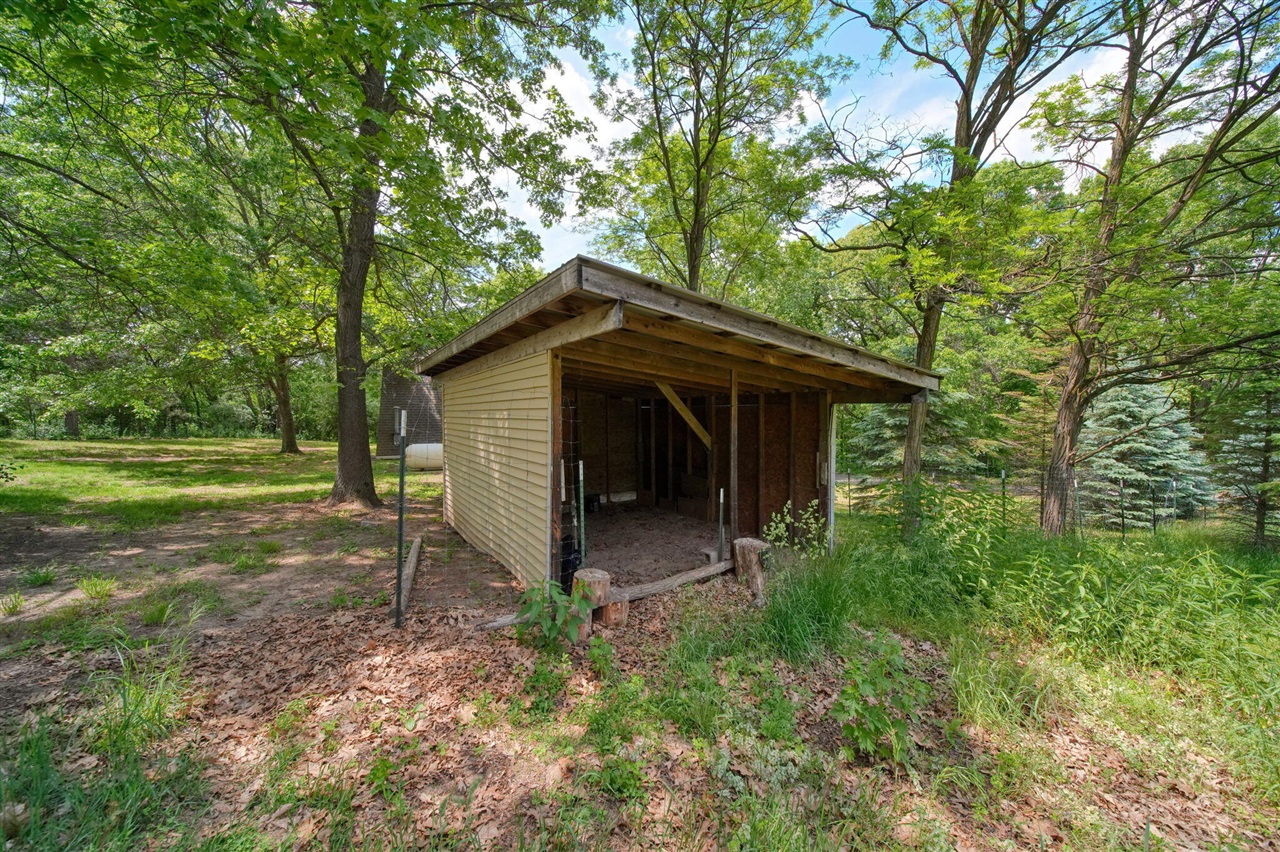 main property photo 60