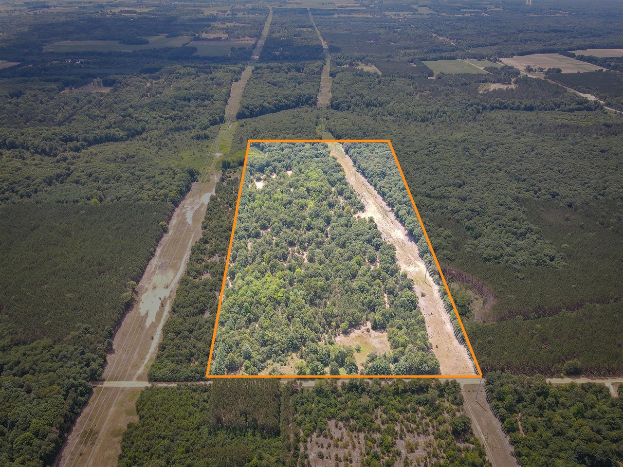 main property photo 0