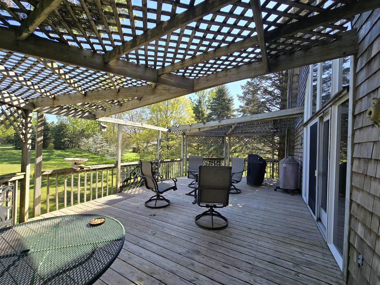 main property photo 68