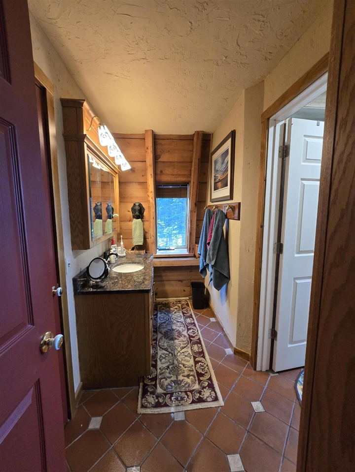 main property photo 77