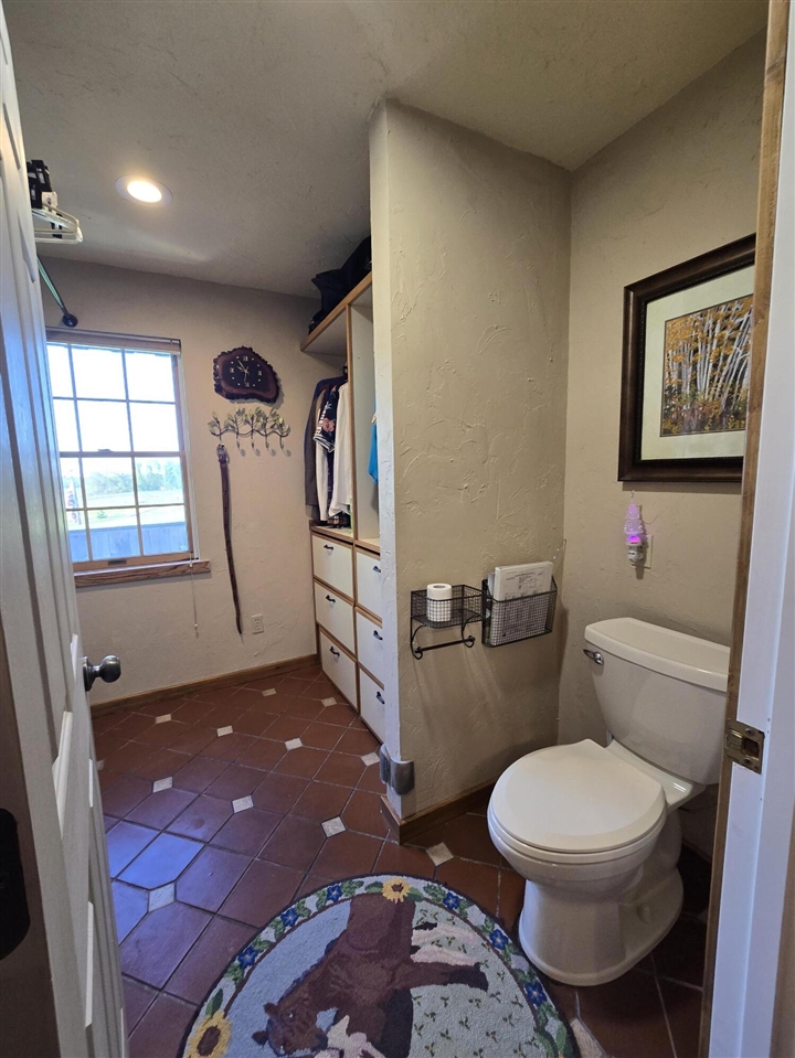 main property photo 80