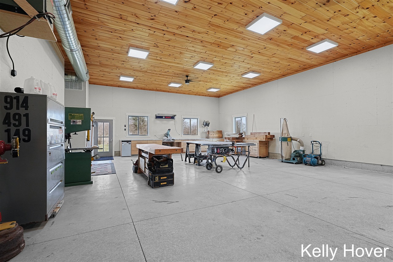 main property photo 75
