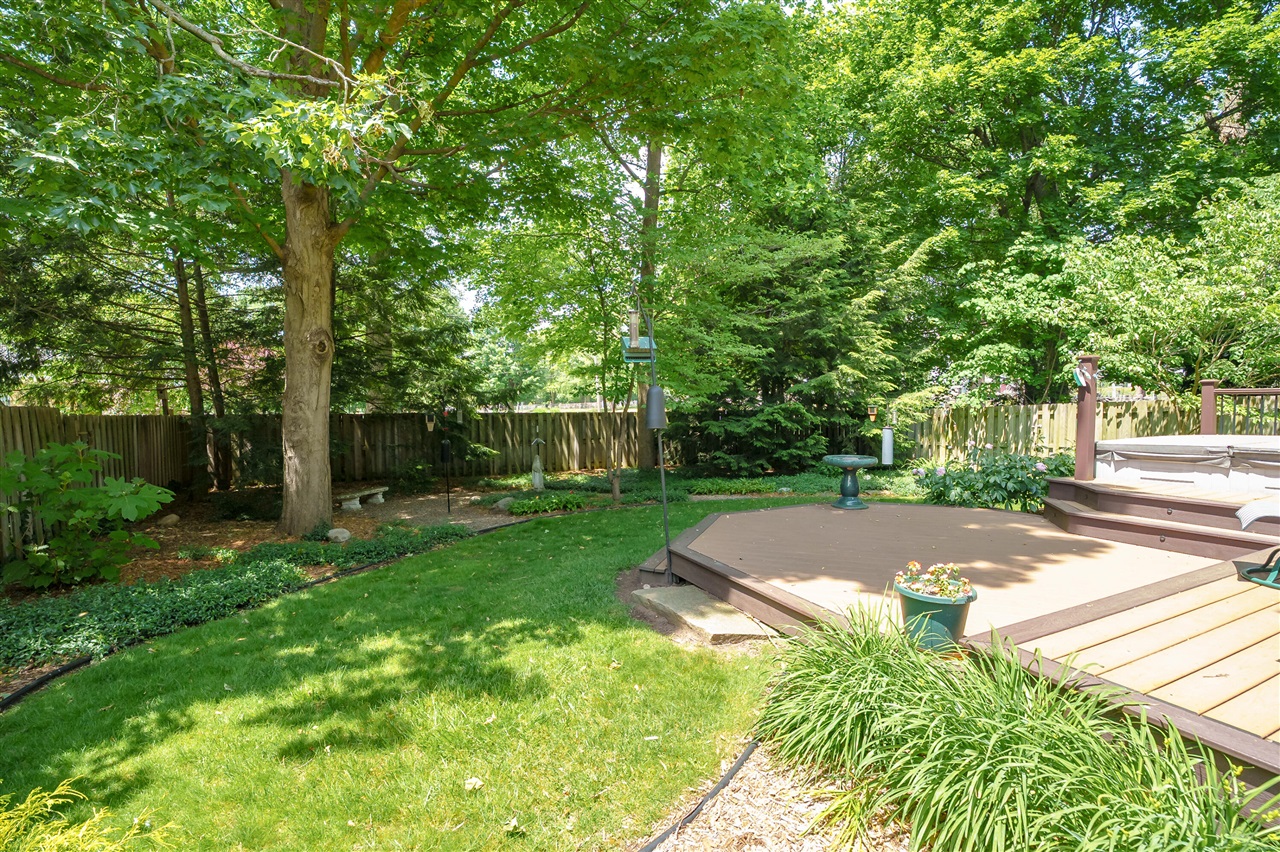 main property photo 27
