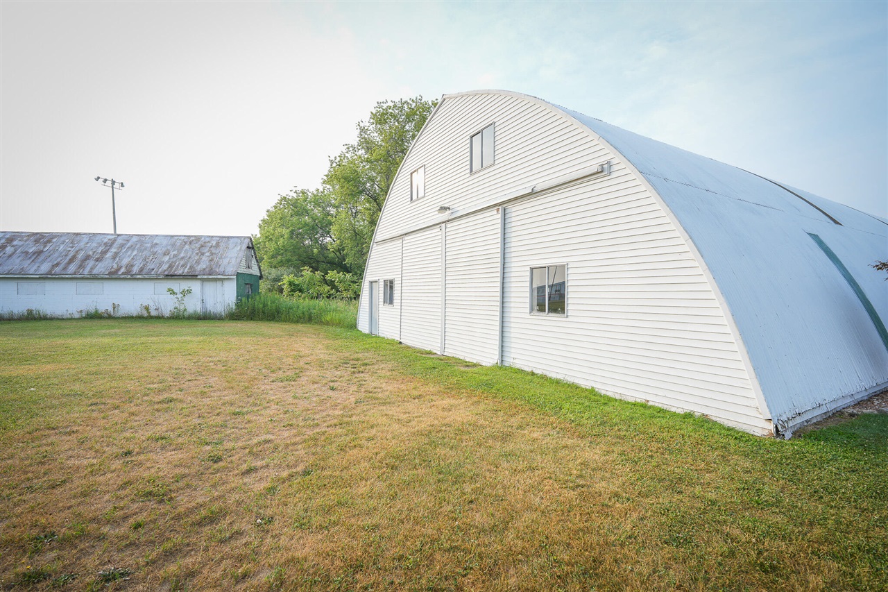 main property photo 53