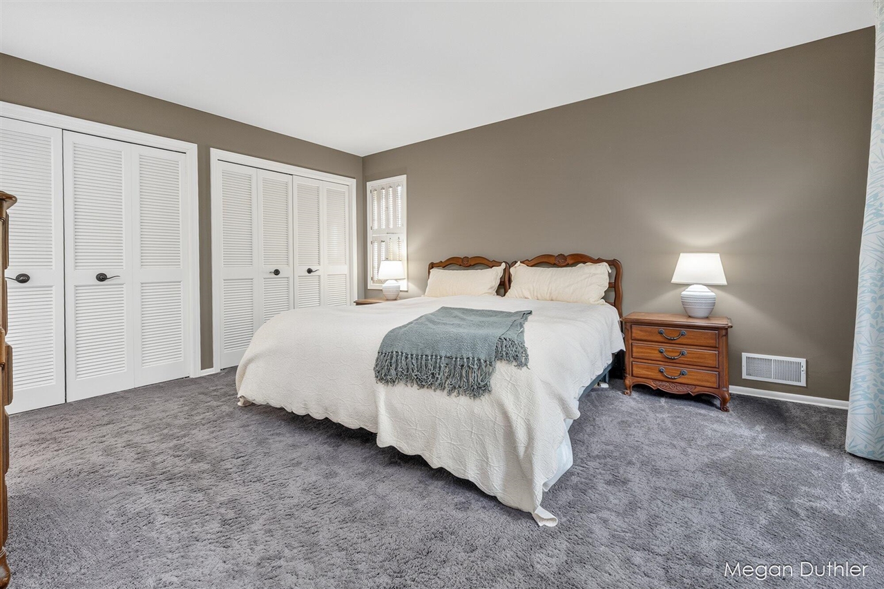property viewer photo 19