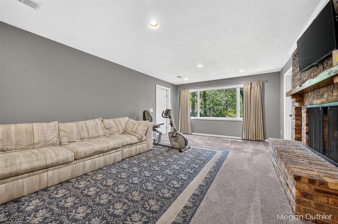 property viewer photo 31