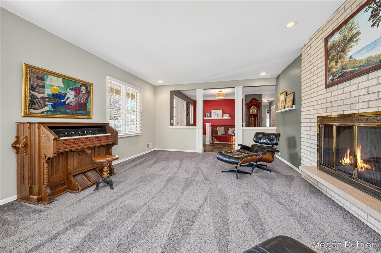property viewer photo 9