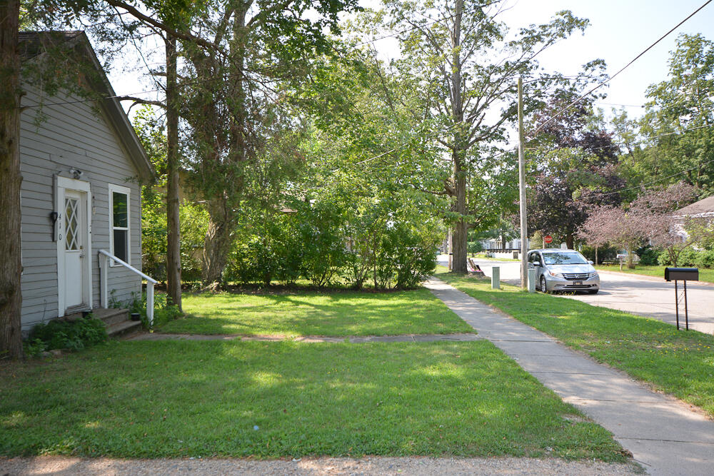 main property photo 19