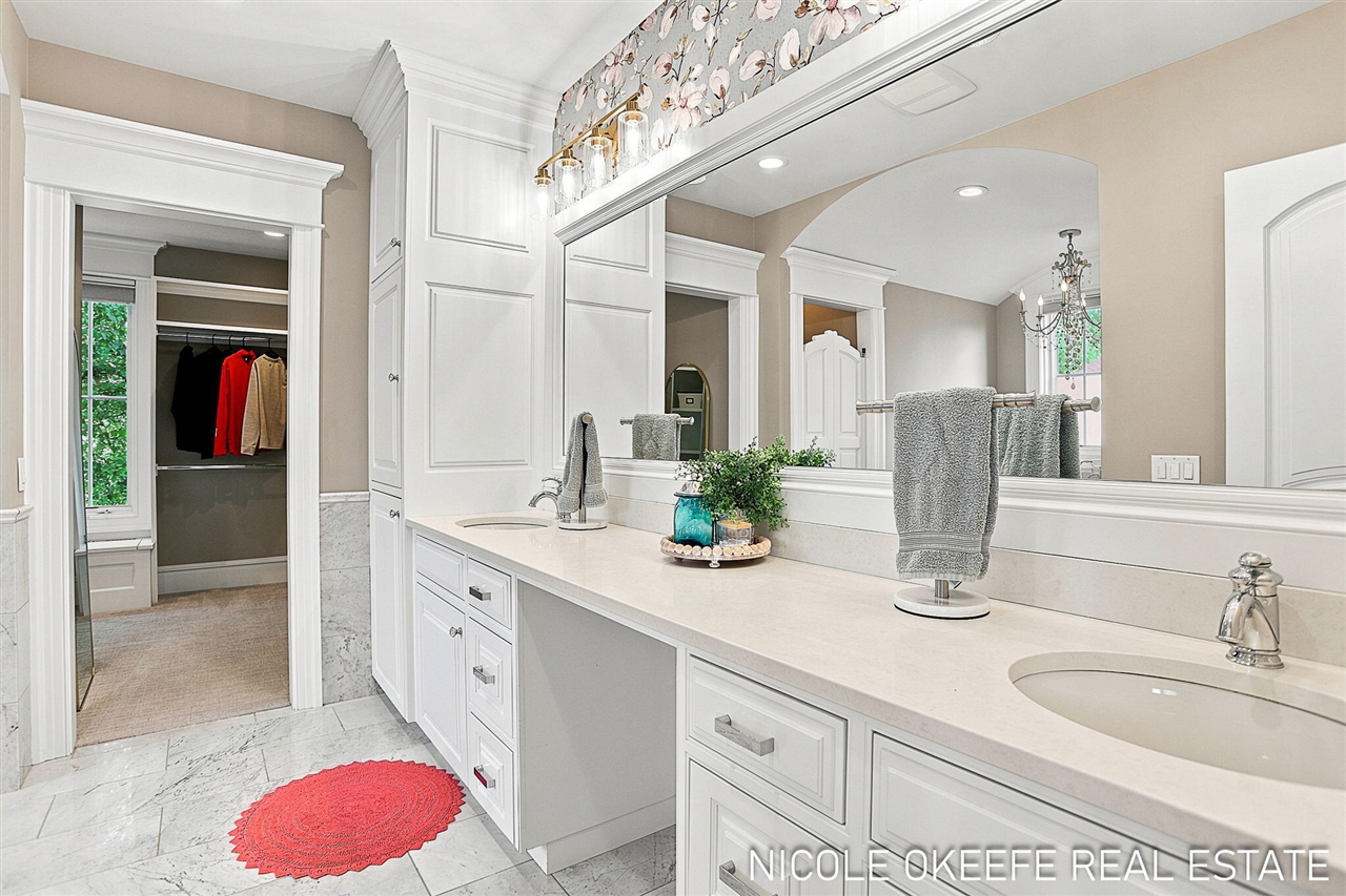 property viewer photo 36