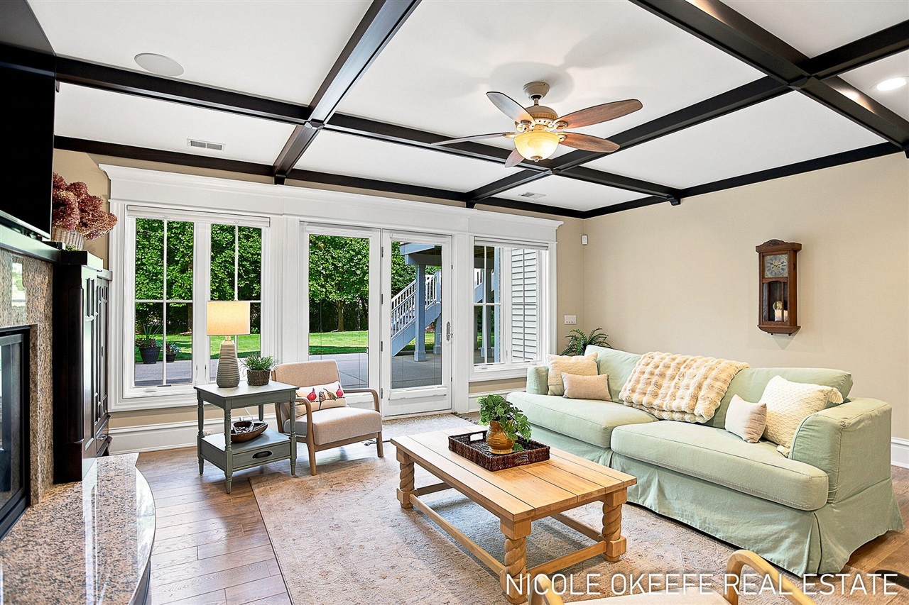 property viewer photo 54