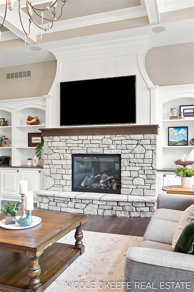 property viewer photo 9