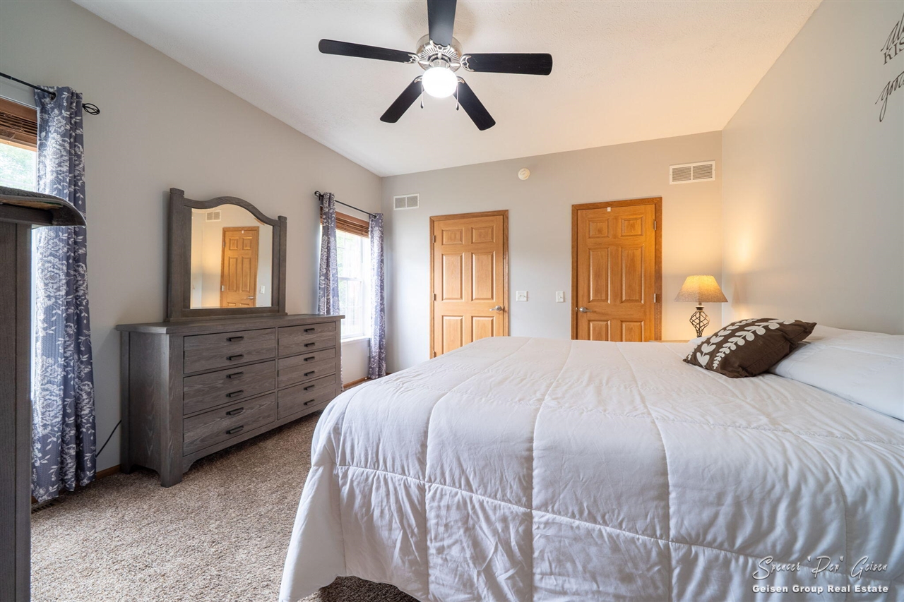 property viewer photo 22